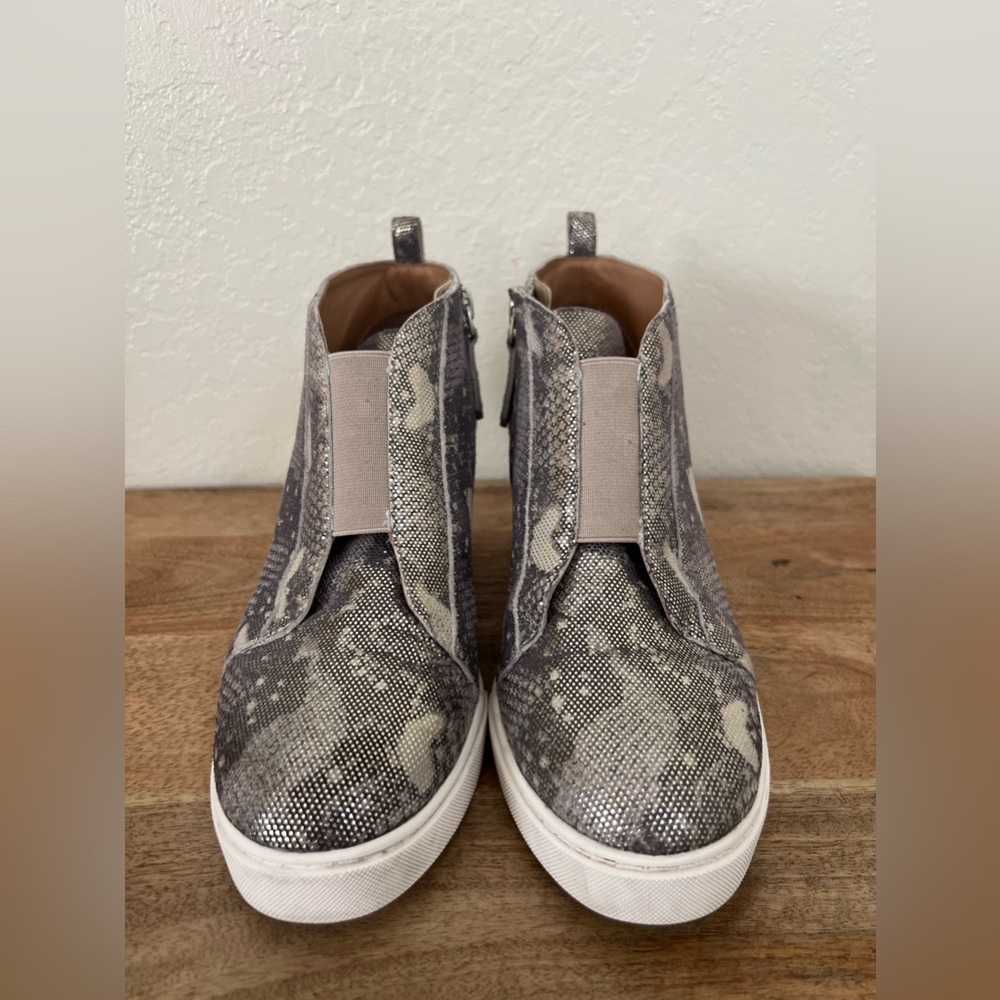 L. PAOLO Metallic Leather Snakeskin
Wedge women shoes